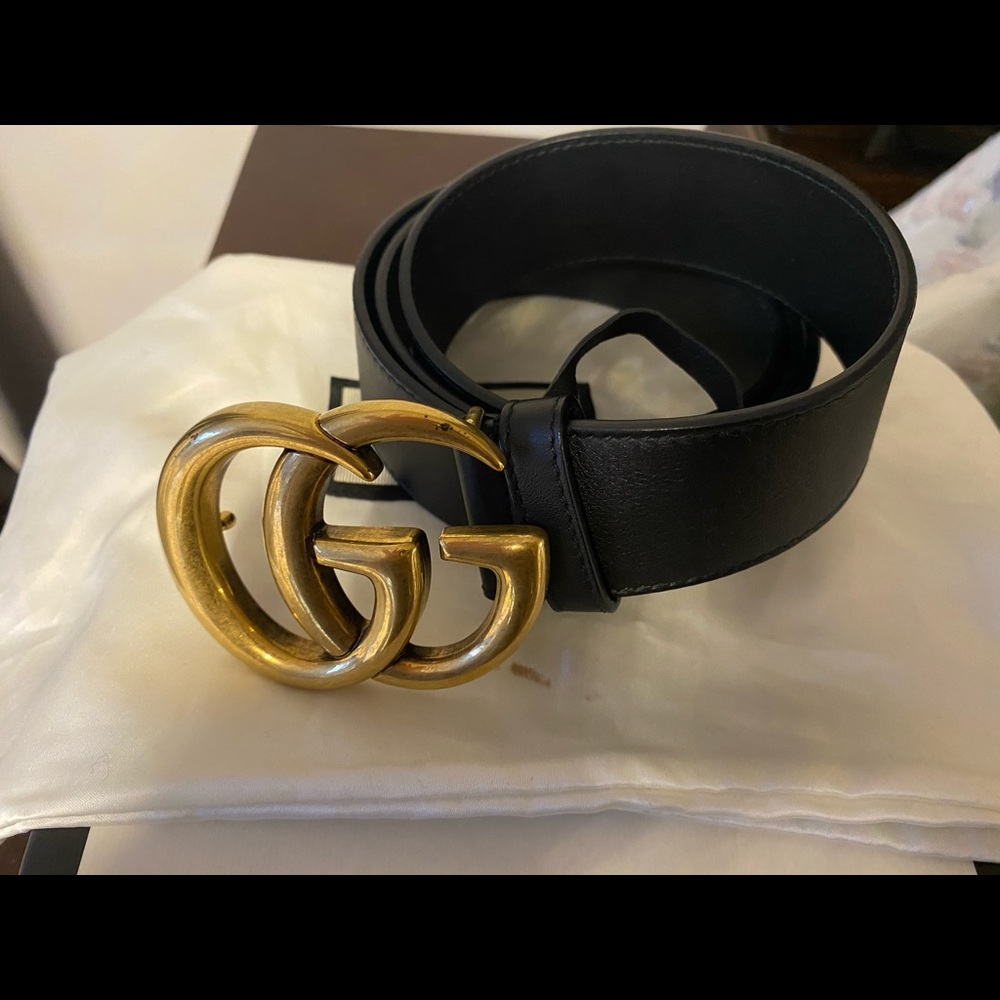 Gucci leather belt with Double G buckle Size 90